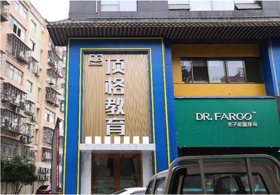 济源门头设计要符合门店特色。